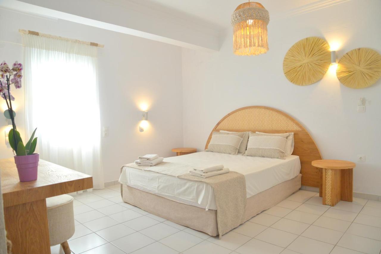 Hotel Apartments Giannis Adámas Eksteriør bilde