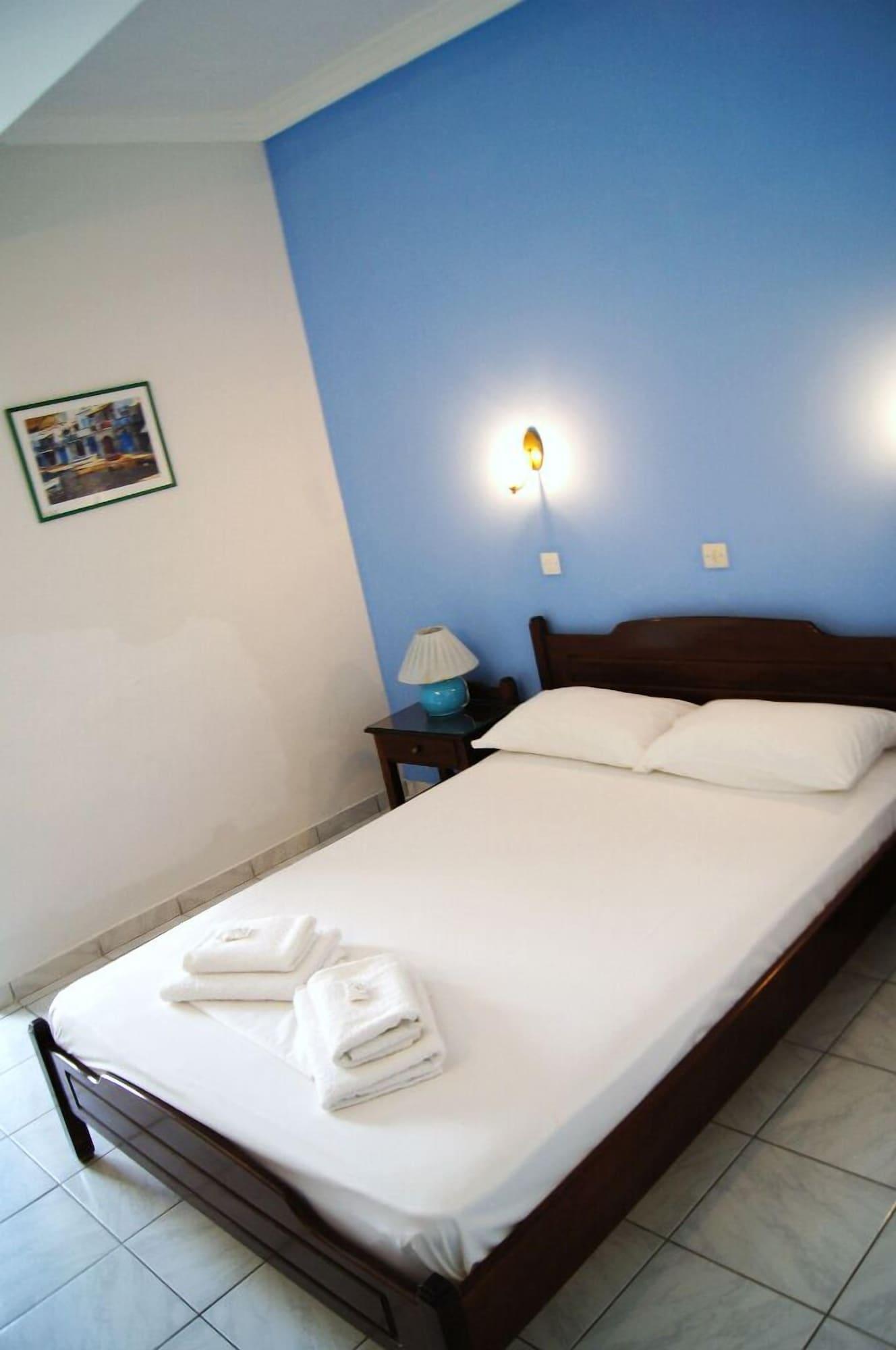 Hotel Apartments Giannis Adámas Eksteriør bilde