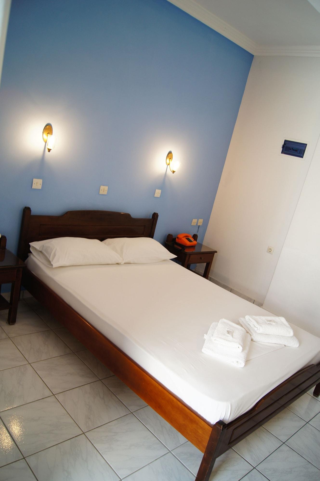 Hotel Apartments Giannis Adámas Eksteriør bilde