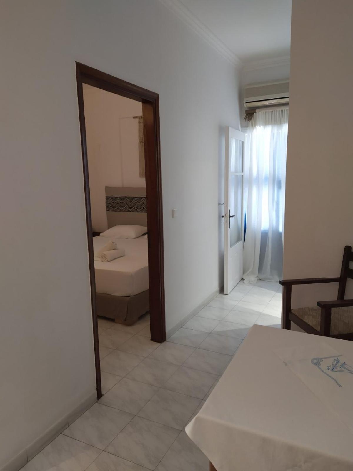 Hotel Apartments Giannis Adámas Eksteriør bilde