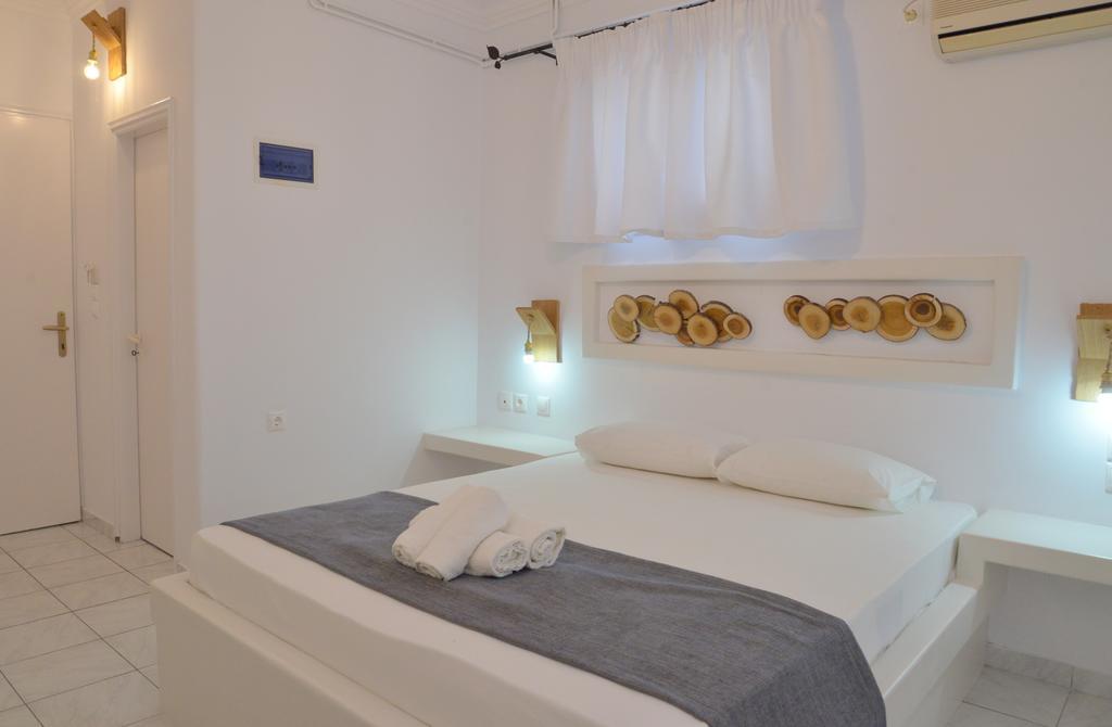Hotel Apartments Giannis Adámas Eksteriør bilde