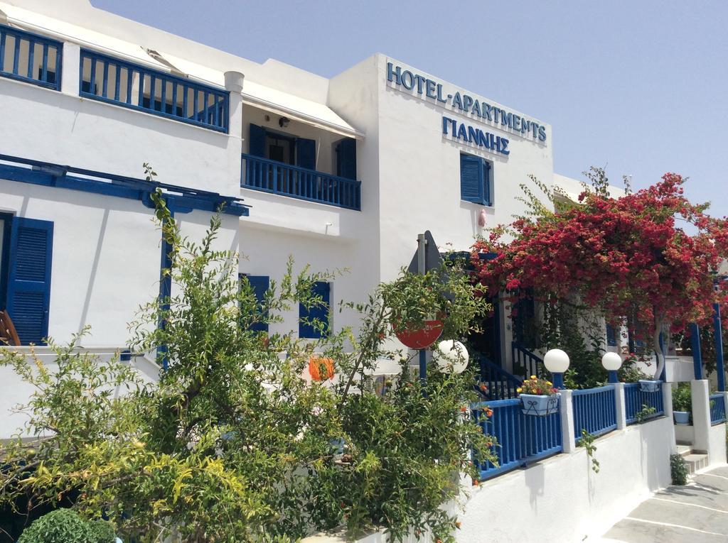 Hotel Apartments Giannis Adámas Eksteriør bilde